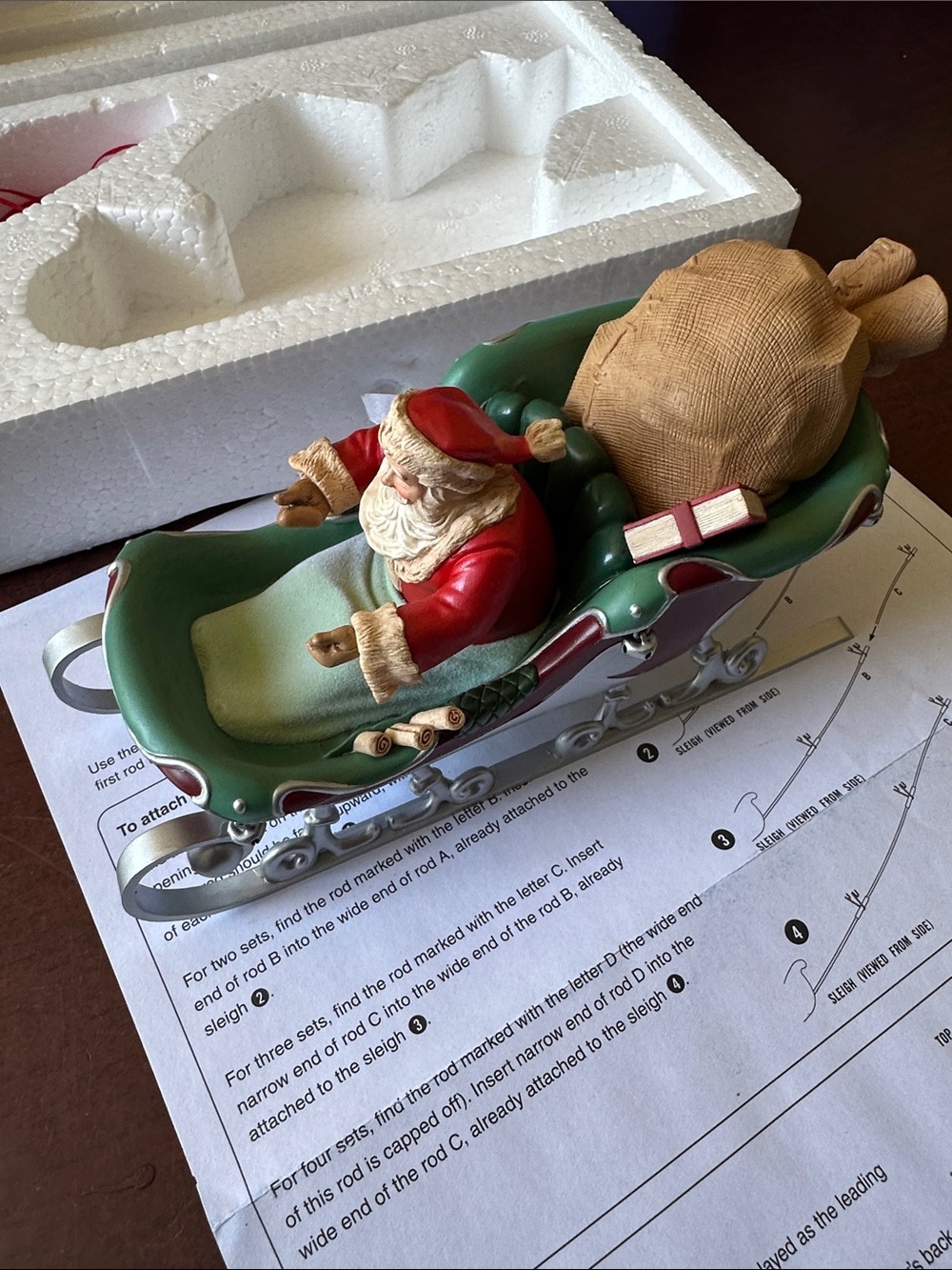 ##650, Hallmark Red and Gold Santa Sleigh Ornament - Picture 2 of 4